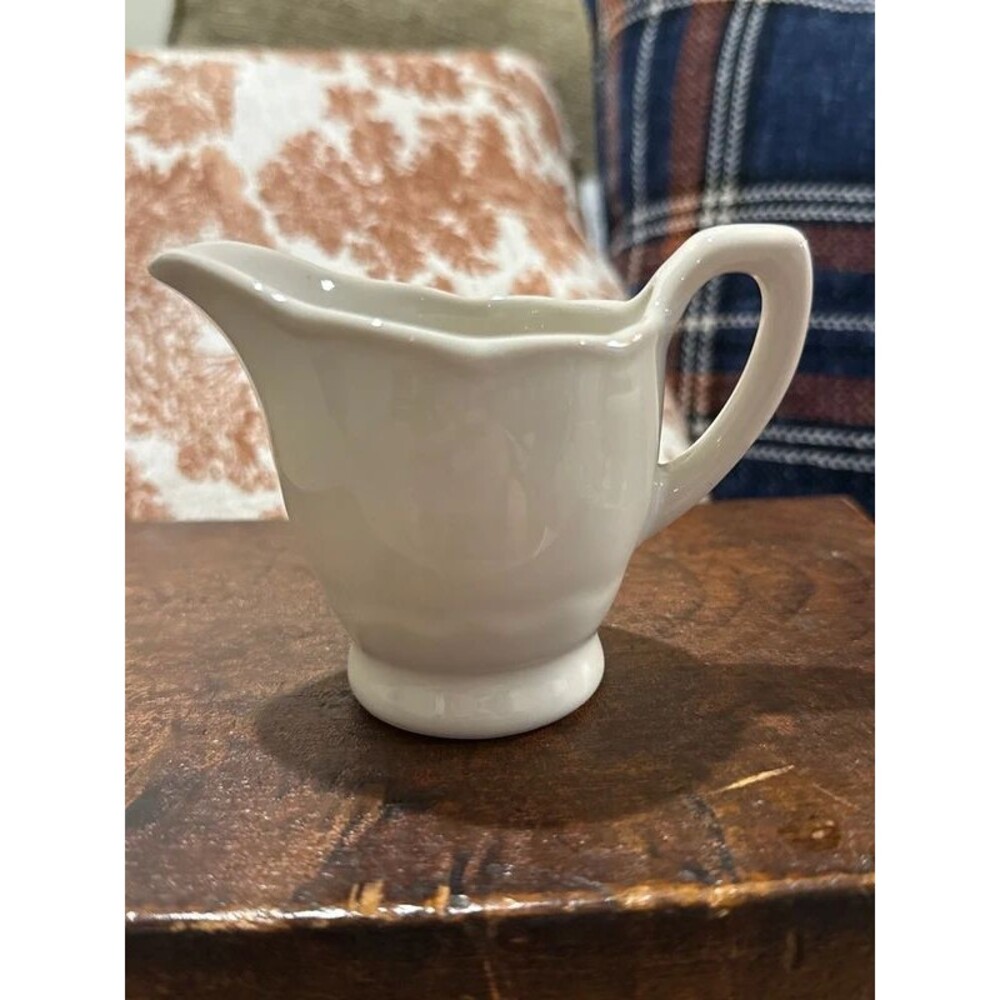 Vintage Syracuse China White Creamer | Restaurant Ware Scalloped Edge 3” | 035